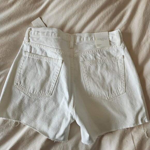 NWT Z Supply Denim Jean White shorts size Small - Picture 3 of 3